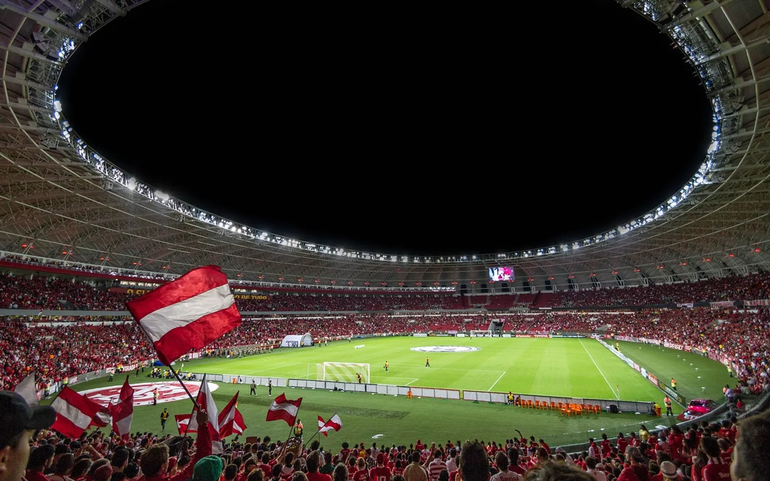 Crowd, sport and stadium